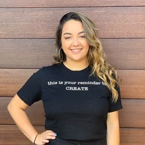 Meet your Posher, Izzy